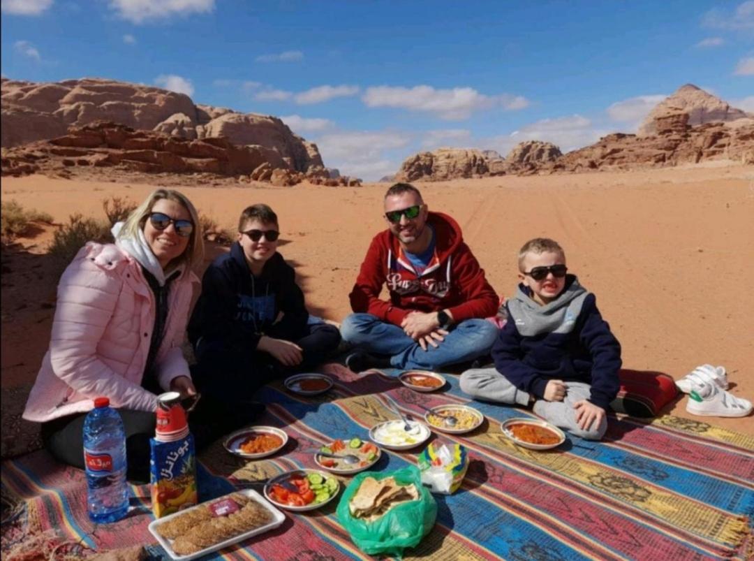 Wadi Rum Local Guide Camp Eksteriør billede