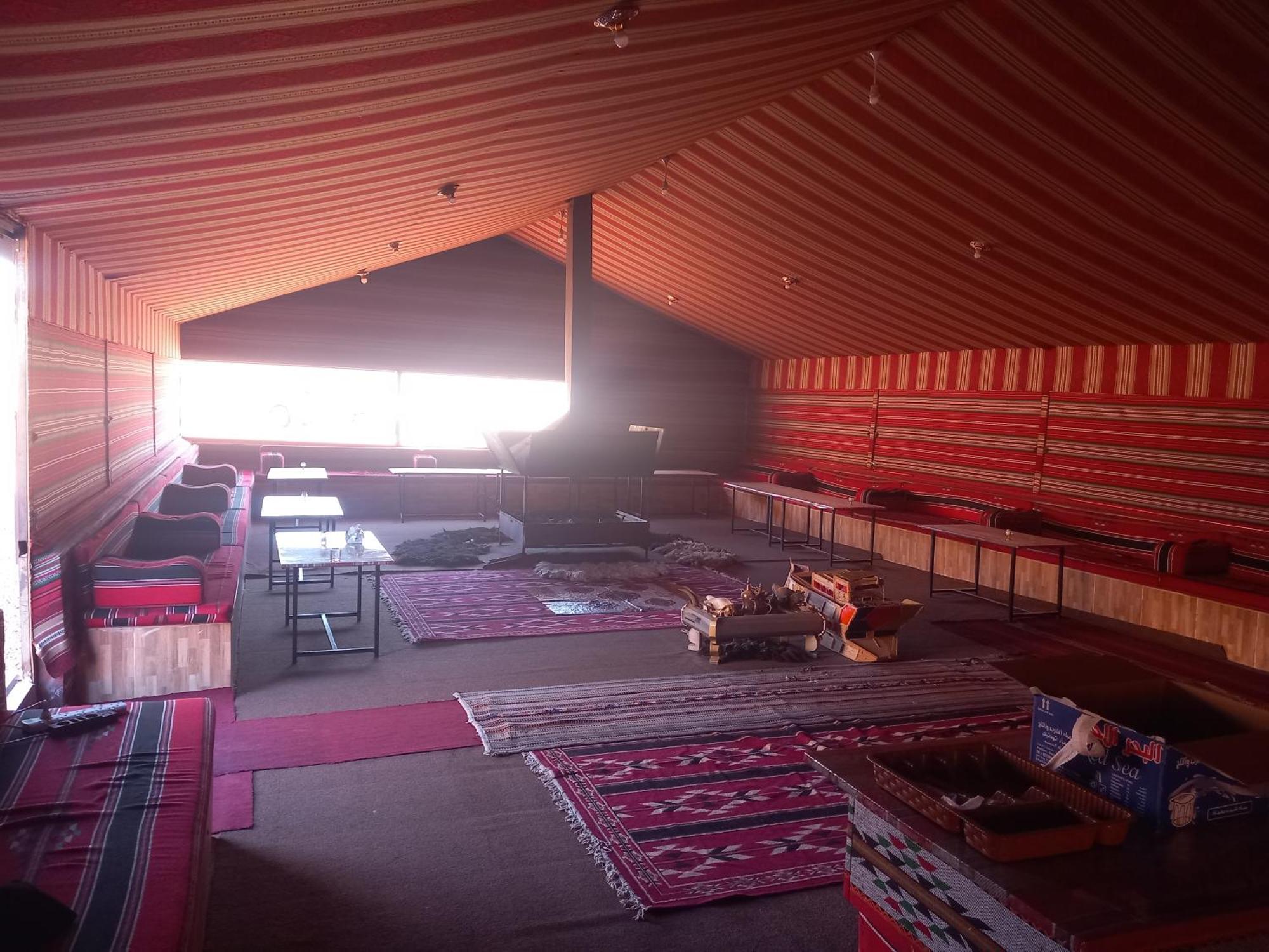 Wadi Rum Local Guide Camp Eksteriør billede
